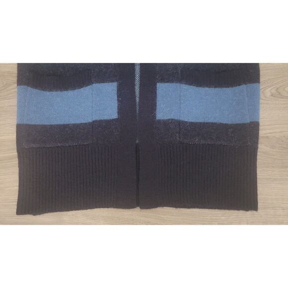 LuLaRoe Womens XS Peyton Stripes Blue Colorway Cardigan Front Pockets Pre-Loved - Picture 4 of 7